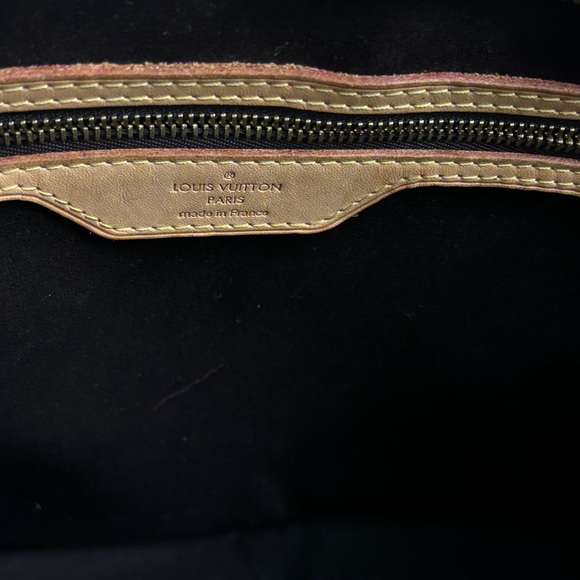 Louis Vuitton Handbag - Picture 6 of 7